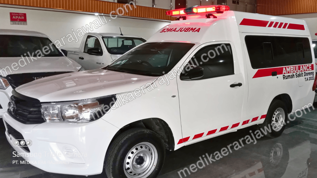 ambulance hilux medikaerarajawali.com